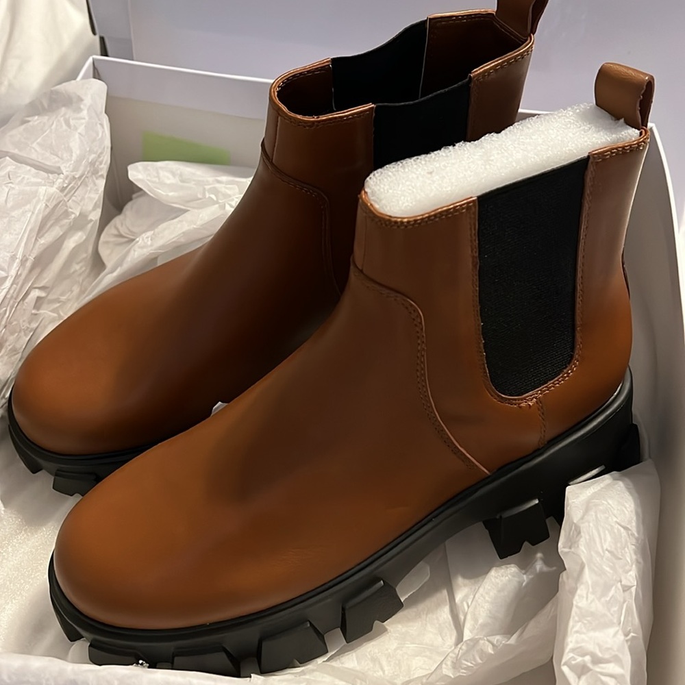 Villa Rouge boots - Picture 2 of 6